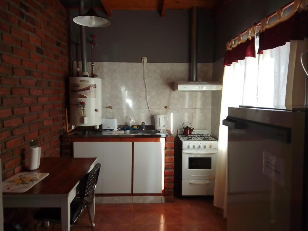 Departamentos Alvear Esquel Δωμάτιο φωτογραφία